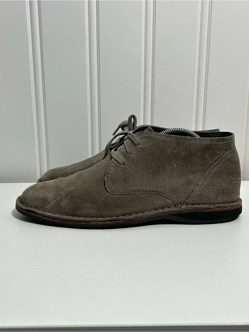 John varvatos lace Men's Gray Suede Chukka Boots